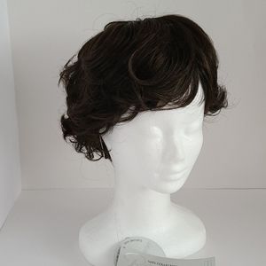 Chestnut curly wig